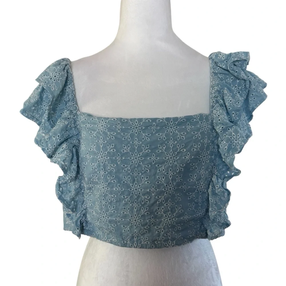 BCBGeneration Blue Eyelet Ruffle Crop Top Cottagecore Large - Picture 3 of 9